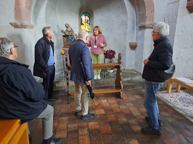 Im Seitenschiff der Basilika